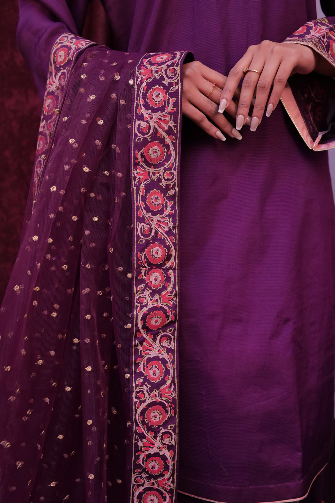 Chaap Tilak Ijars Hand Blocked (purple)