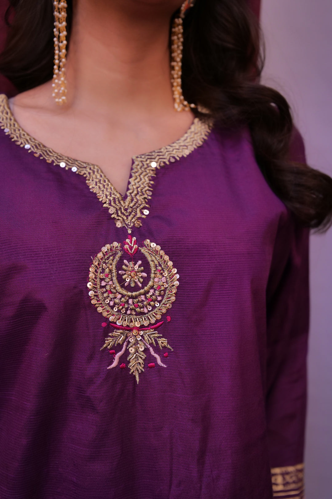 Chaap Tilak Ijars Hand Blocked (purple)