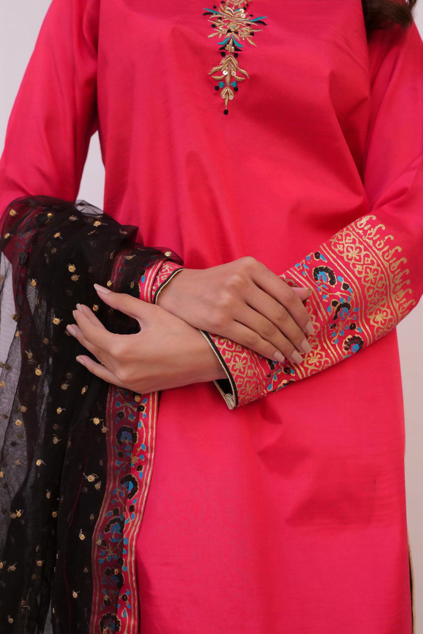 Chaap Tilak Farsi Shalwar Hand Blocked (Fushia Pink )