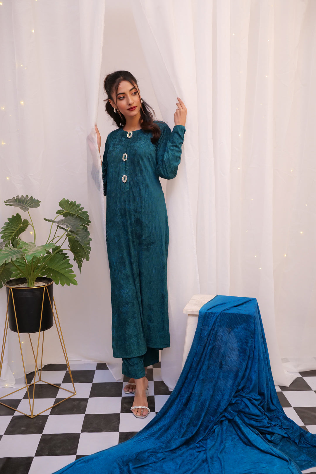 Makhmali Emerald Green Long Co-ord Set